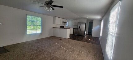 1265 Trollingwood Hawfields Rd in Mebane, NC - Building Photo - Building Photo