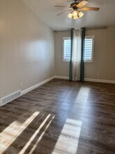1992 N 1400 W in Clinton, UT - Building Photo - Building Photo