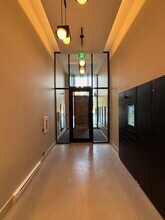 3075 Murray St in Port Moody, BC - Building Photo - Building Photo