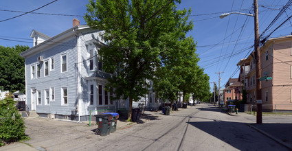 32 Alverson Ave in Providence, RI - Building Photo - Building Photo