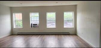 668 Snediker Ave in Brooklyn, NY - Building Photo