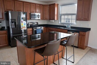 42294 San Juan Terrace in Aldie, VA - Building Photo - Building Photo