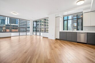 105 Greene St in Jersey City, NJ - Building Photo - Building Photo