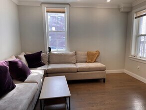 93 George St, Unit 1 in Boston, MA - Foto de edificio - Building Photo
