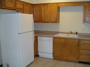 110 N Holmen Dr in Holmen, WI - Foto de edificio - Building Photo