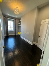 265 Beacon St in Boston, MA - Foto de edificio - Building Photo