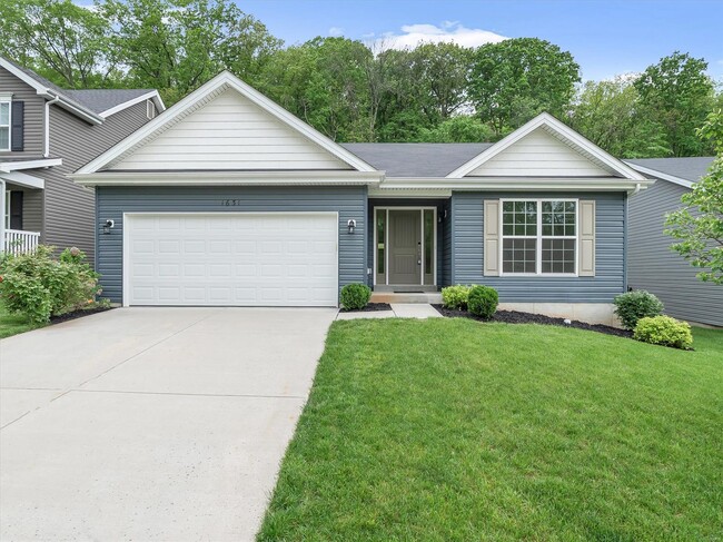 property at 1631 Ridgefield Blf Ct