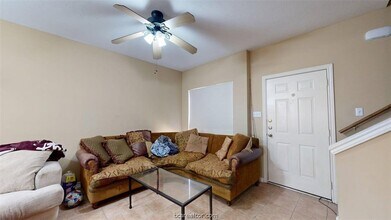 301 Nimitz St in College Station, TX - Building Photo - Building Photo