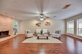 2714 Green Fields Dr in Sugar Land, TX - Building Photo - Building Photo