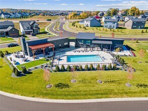 4595 Oak Point Ln in Woodbury, MN - Building Photo - Building Photo