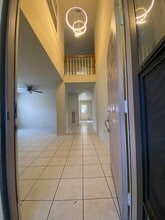 8915 Weyburn Grove Dr in Houston, TX - Building Photo - Building Photo