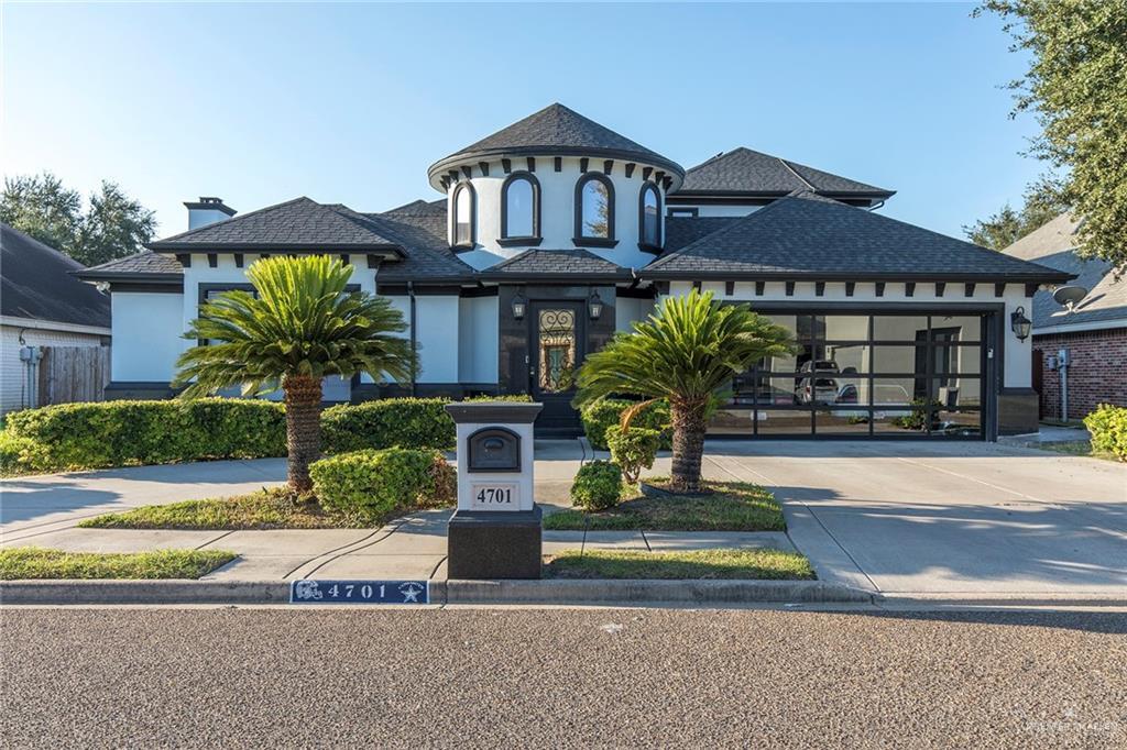 25 Ebony Ave in McAllen, TX - Building Photo