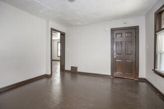 9005 Union in Cleveland, OH - Building Photo - Building Photo