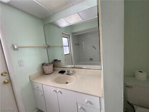 130 SE 44th St in Cape Coral, FL - Building Photo - Building Photo