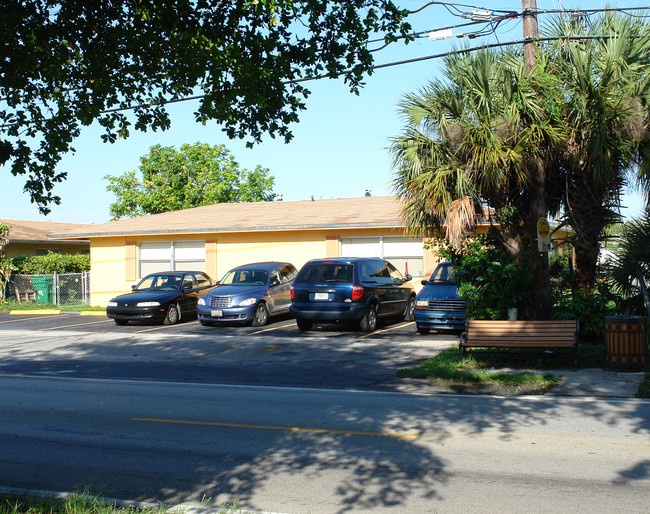 1789 NW 55th Ave in Fort Lauderdale, FL - Building Photo - Building Photo