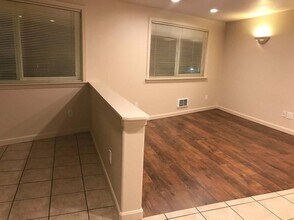 11441 Rainier Ave S in Seattle, WA - Building Photo - Building Photo