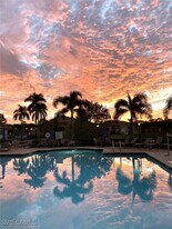 6655 Huntington Lakes Cir in Naples, FL - Building Photo