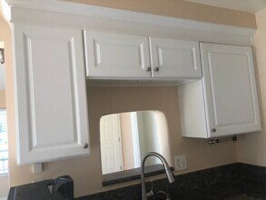 3690 Spyglass Way in Oceanside, CA - Foto de edificio - Building Photo