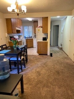 691 Adams St in Davis, CA - Building Photo