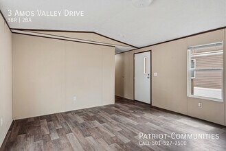 3 Amos Valley Dr in Springfield, IL - Building Photo - Building Photo