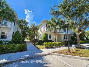 3232 S Caroline Dr in Jupiter, FL - Building Photo - Building Photo