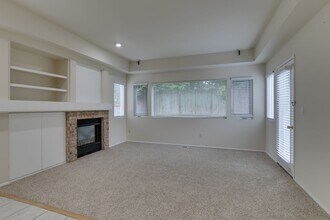 25013 SE 41st Dr in Issaquah, WA - Building Photo - Building Photo