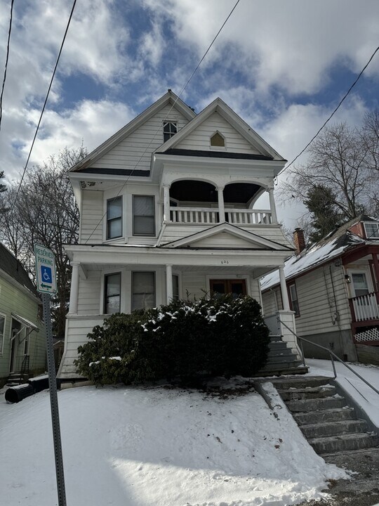 626 Myrtle Ave in Albany, NY - Building Photo