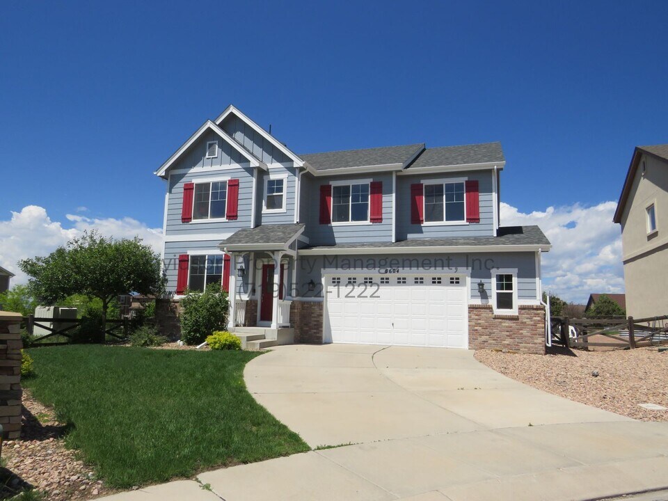 6604 Big Leaf Ln in Colorado Springs, CO - Building Photo