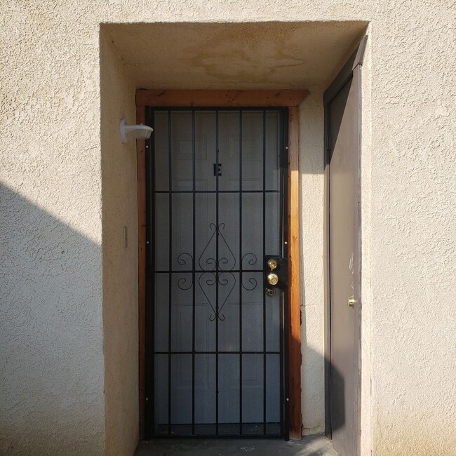 property at 2309 Westholme Blvd