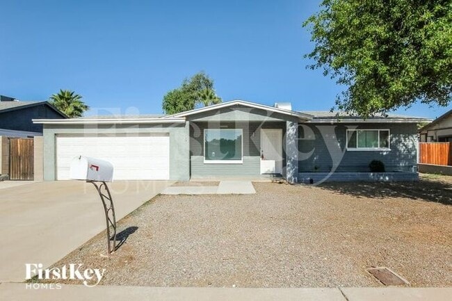 property at 11438 N 44th Ave