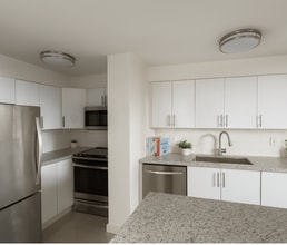 1355 Silver Spear in Mississauga, ON - Building Photo - Building Photo