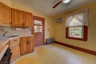 120 Newark Pompton Turnpike in Pequannock Township, NJ - Building Photo - Building Photo