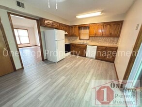 7814 NW 79th Pl in Kansas City, MO - Building Photo - Building Photo