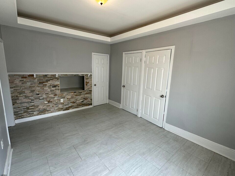 219 Oriental Ave in Atlantic City, NJ - Building Photo