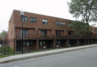 Highview Apartments in Spring Valley, NY - Foto de edificio - Building Photo