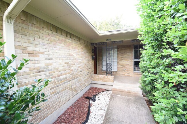 5439-5439 Anita St in Dallas, TX - Building Photo - Building Photo