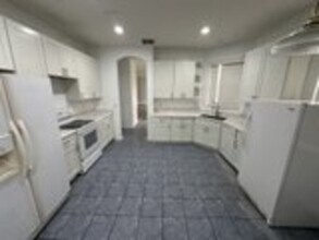 596 Neumann Village Ct in Ocoee, FL - Building Photo - Building Photo