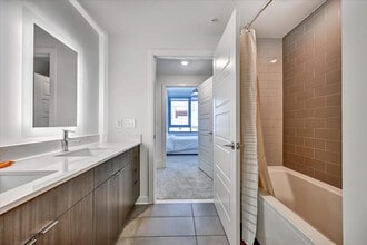 3005 Peachtree Rd NE in Atlanta, GA - Building Photo - Building Photo