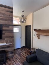 1860 College Greens Dr in Los Banos, CA - Building Photo - Building Photo