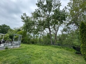 825 Biltmore Ct in Naperville, IL - Building Photo - Building Photo
