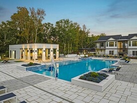 The Tristan in Pensacola, FL - Building Photo