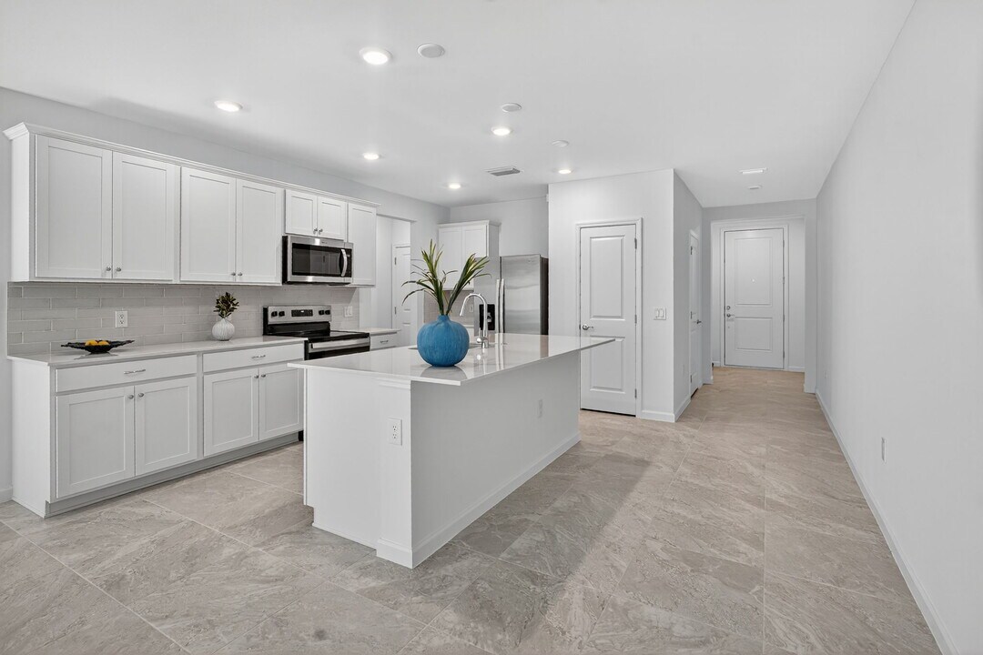 27823 Solis Grande Dr in Bonita Springs, FL - Building Photo