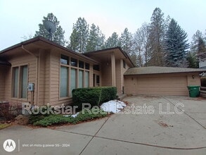 5605 N Northwood Dr in Spokane, WA - Building Photo - Building Photo