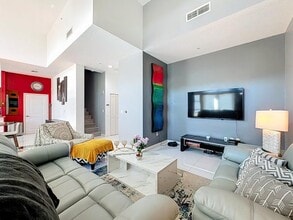 450 N Federal Hwy in Boynton Beach, FL - Foto de edificio - Building Photo