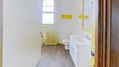 1303 Mt Rose Ave in York, PA - Building Photo - Building Photo