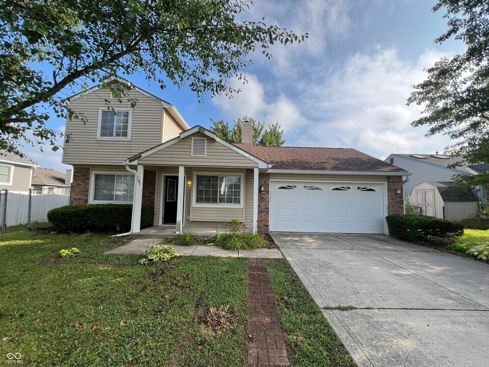 191 Westridge Pl in Greenwood, IN - Building Photo