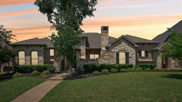 property at 3 Rochester Ct