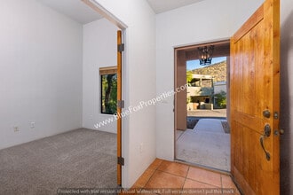 1404 W Kandy Ct in Tucson, AZ - Foto de edificio - Building Photo