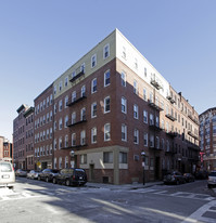 17 Thacher St Apartments