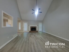 336 Sterling Dr in Powder Springs, GA - Building Photo - Building Photo